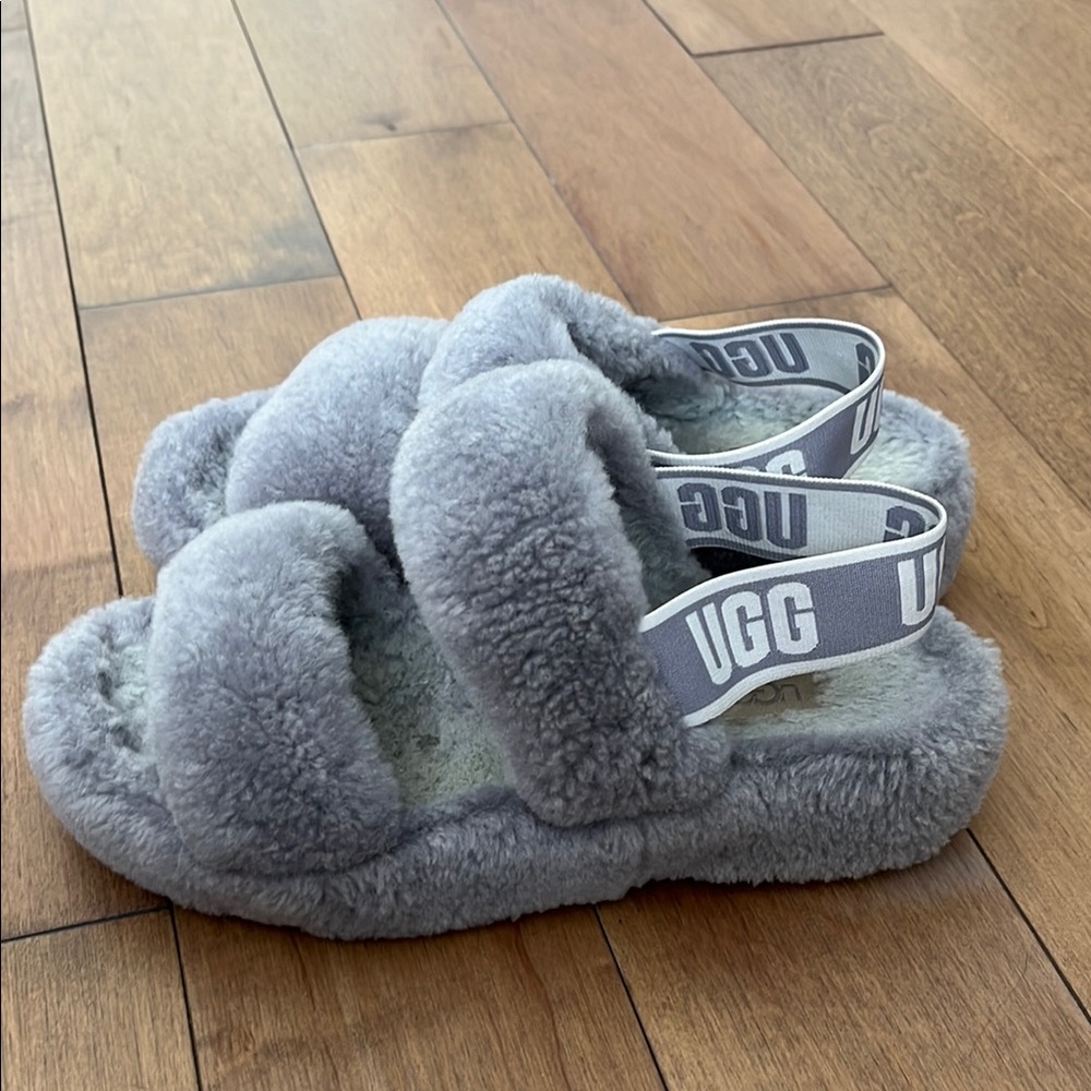 UGG oh Yeah Gray Slippers